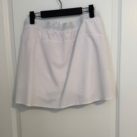 Fabletics White Skort - Picture 2 of 2